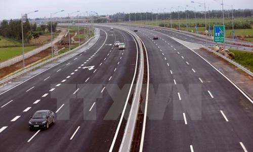  Tập trung tháo gỡ khó khăn, hoàn thành cao tốc Hữu Nghị - Lạng Sơn vào năm 2020 